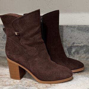 Gianni Bernini Women's Brown Suede Block Heel Ankle Boots